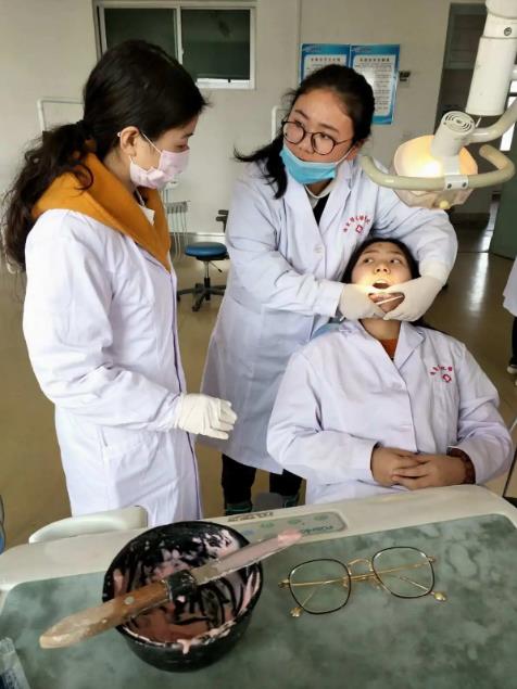 初學(xué)者必看：口腔取印模的步驟與方法!